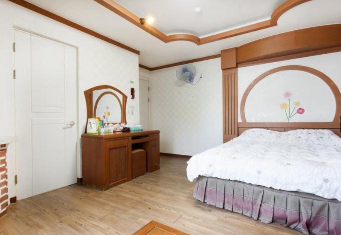 Bali Motel Daejeon Zewnętrze zdjęcie
