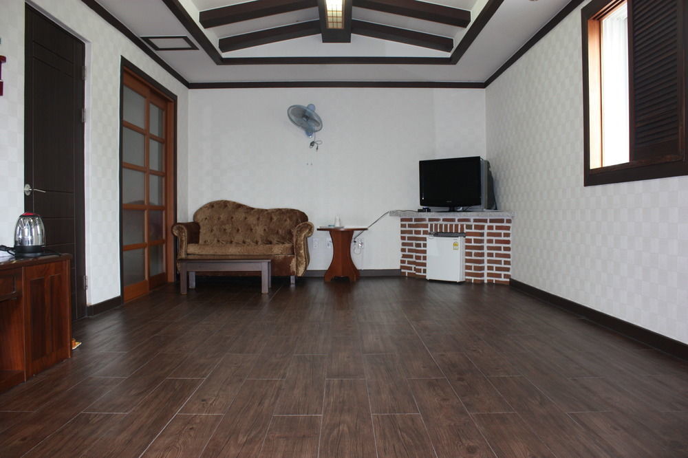Bali Motel Daejeon Zewnętrze zdjęcie