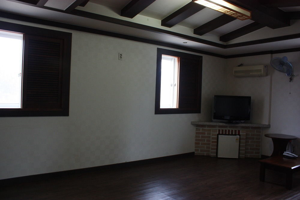 Bali Motel Daejeon Zewnętrze zdjęcie